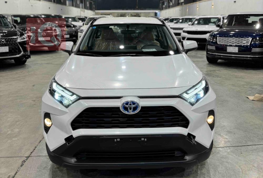 Toyota for sale in Iraq